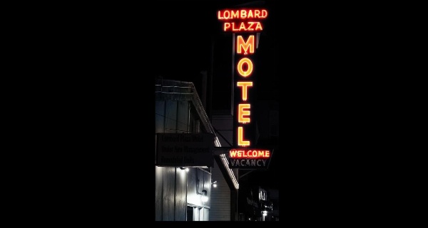 Lombard Plaza Motel image 1